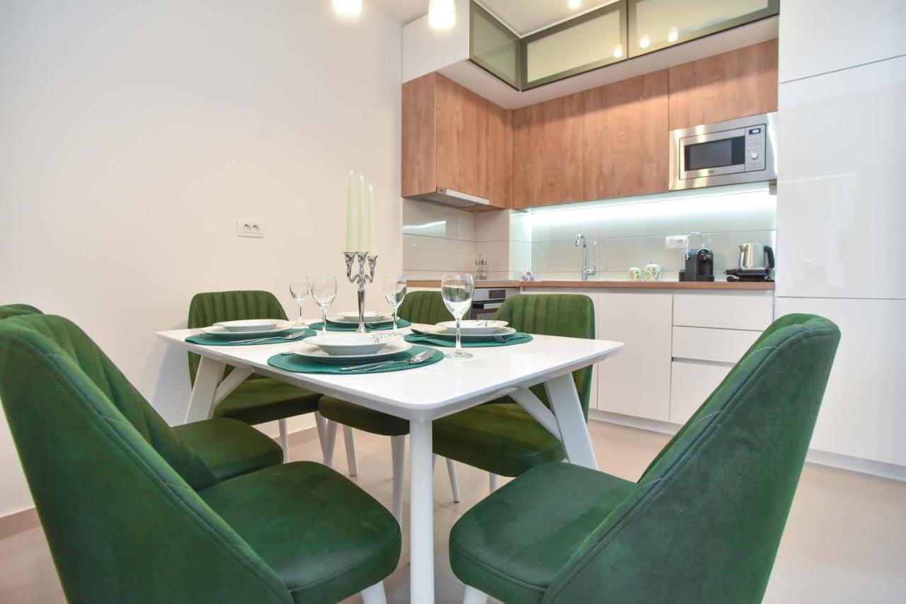 Azure Apartments Budva Exteriör bild