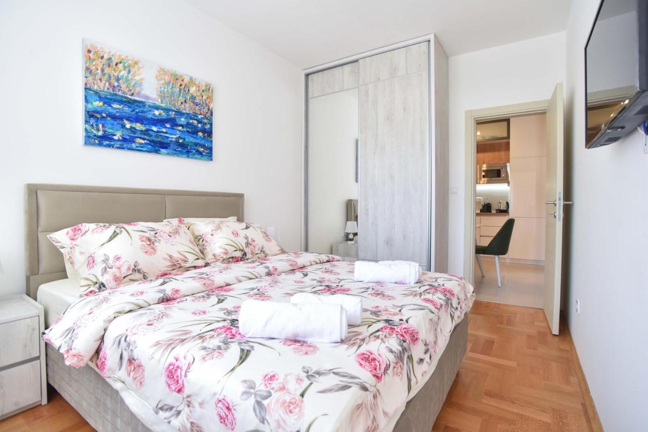 Azure Apartments Budva Exteriör bild