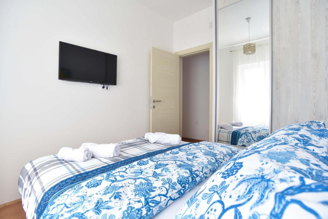 Azure Apartments Budva Exteriör bild